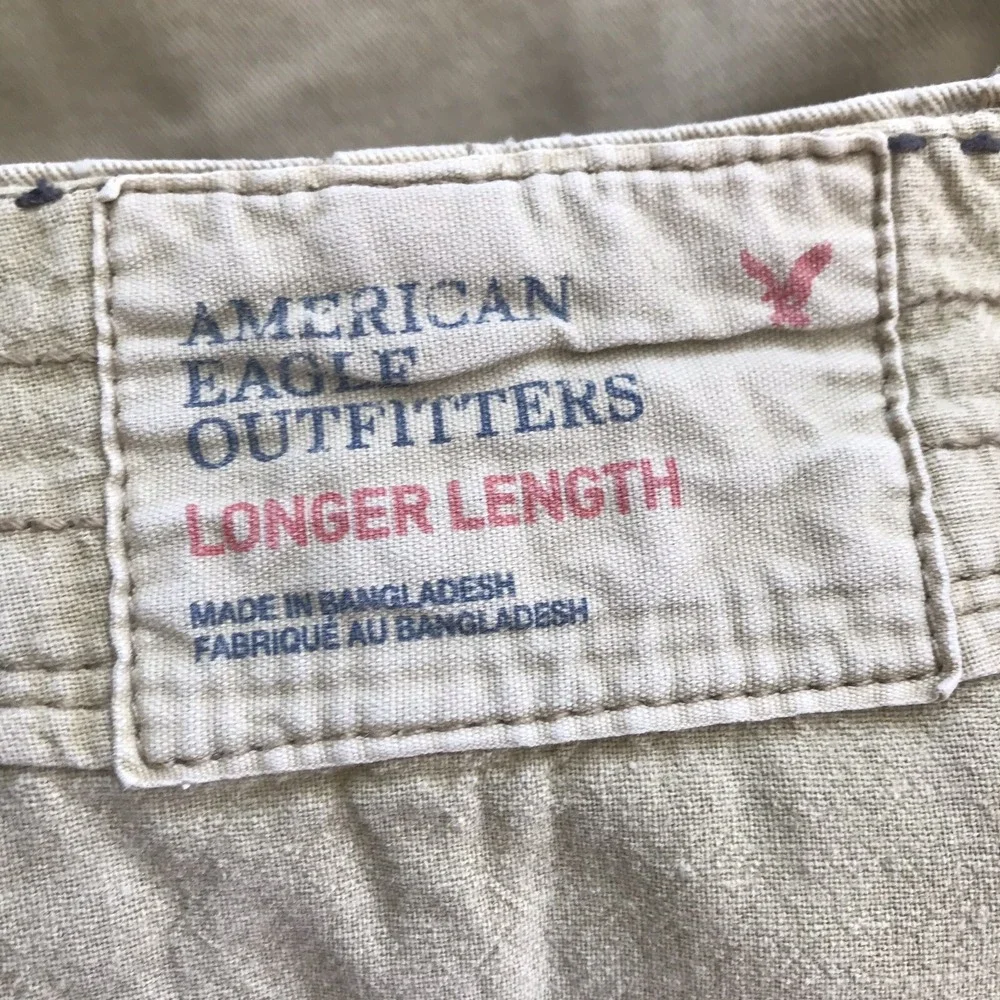 American Eagle Mens Shorts‎ Sz 30 Khaki 100% Cotton Longer Length Chinos